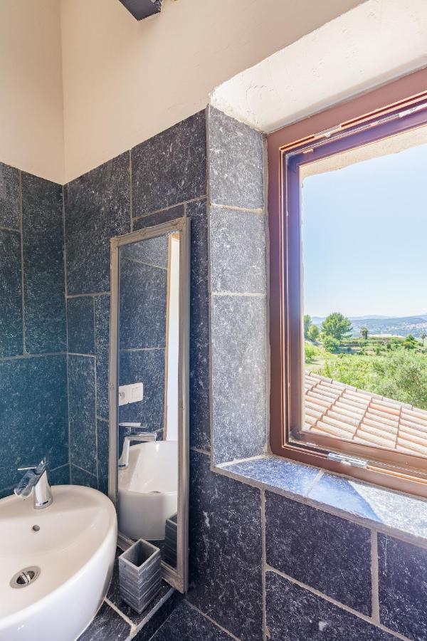 Lodges Park Castellet Provence - Gites Dans Les Vignes Aoc Bandol A 15 Min Des Plages Et Du Circuit Paul Ricard F1 Le Beausset Rom bilde